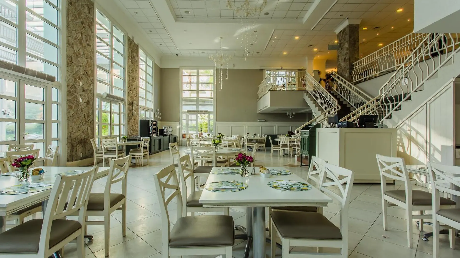 Cobertura com cozinha dentro de resort - Direto com proprietário ILCTOPM Florianópolis Brasil