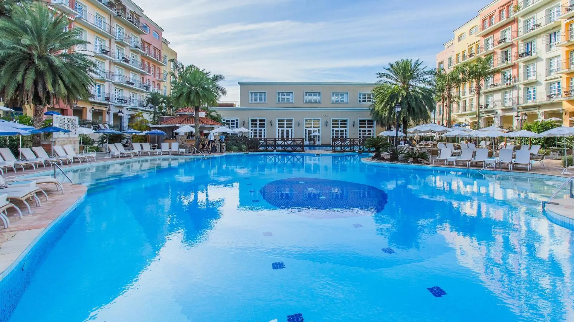 Cobertura com cozinha dentro de resort - Direto com proprietário ILCTOPM Florianópolis Brasil
